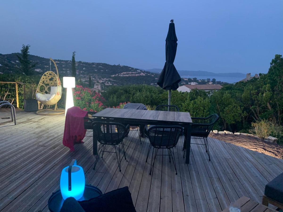 Villa Perla Saint-Tropez Cavalaire Sur Mer, 3-5 Chambres, Vue Mer, Piscine Chauffee Avril A Octobre Buitenkant foto