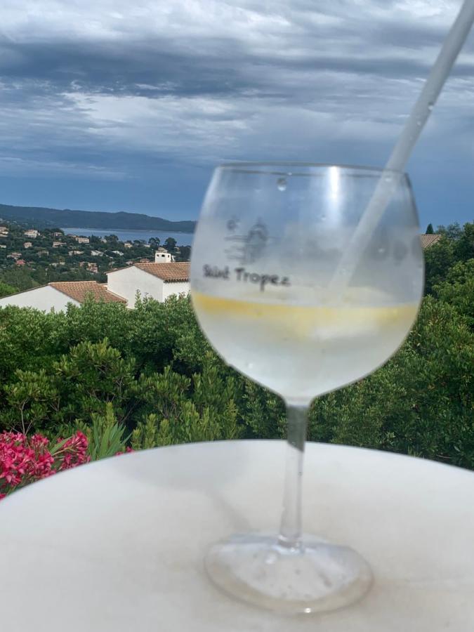 Villa Perla Saint-Tropez Cavalaire Sur Mer, 3-5 Chambres, Vue Mer, Piscine Chauffee Avril A Octobre Buitenkant foto